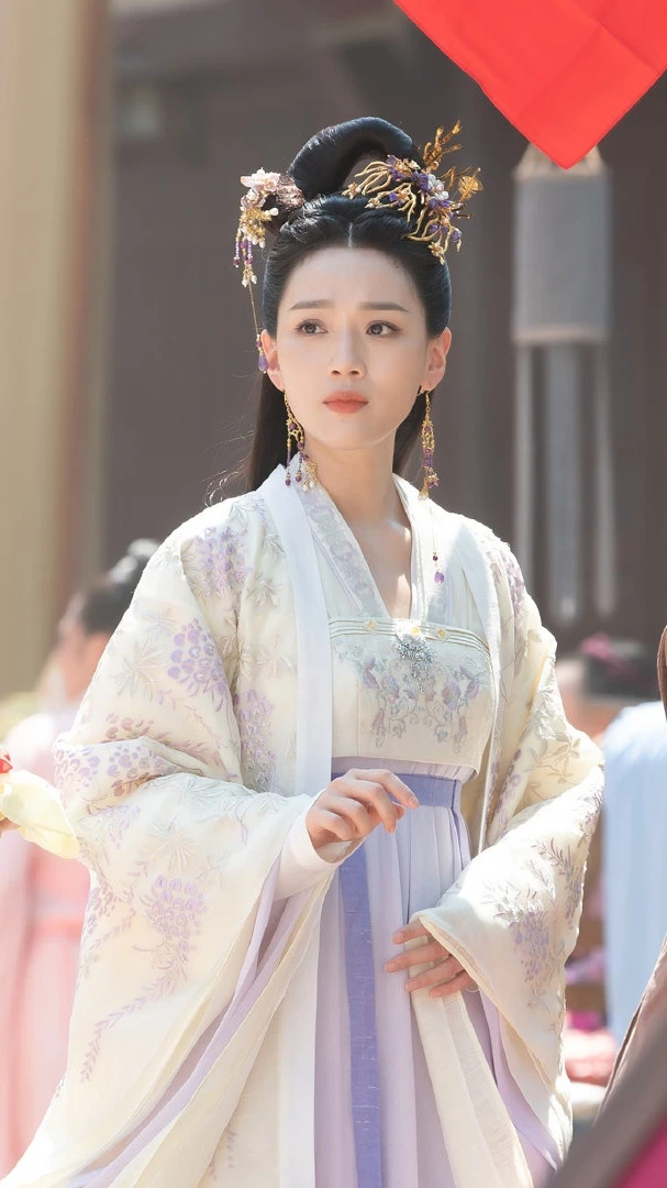 群像式叙事迷局